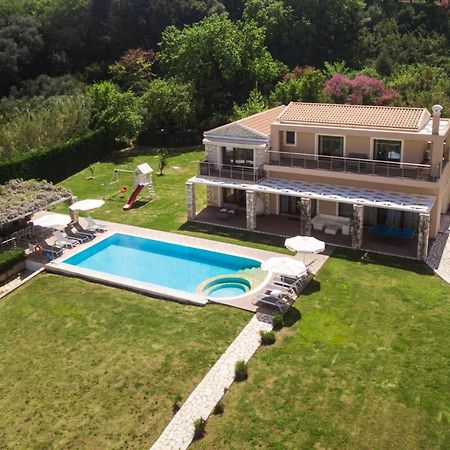 Luxury Villa Hera - Beachfront Rodas Exterior foto