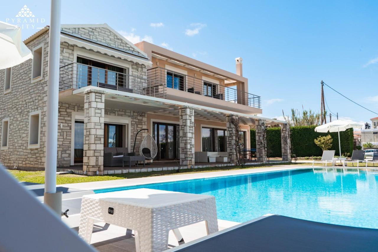 Luxury Villa Hera - Beachfront Rodas Exterior foto