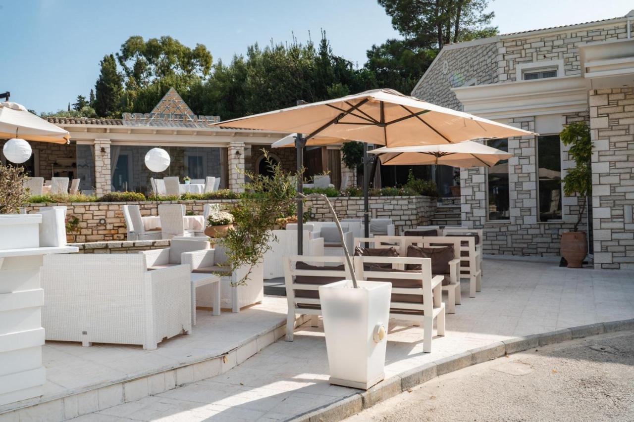 Luxury Villa Hera - Beachfront Rodas Exterior foto