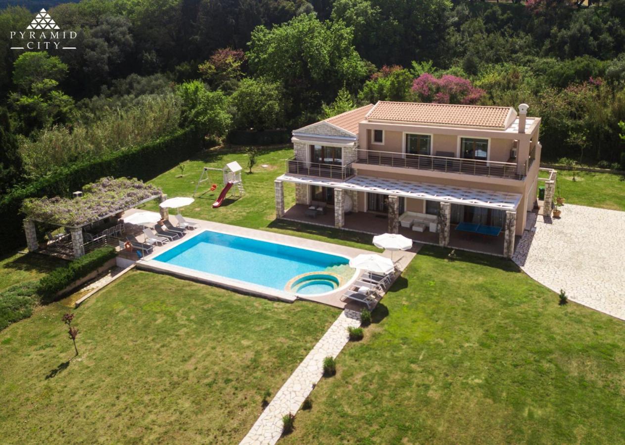 Luxury Villa Hera - Beachfront Rodas Exterior foto