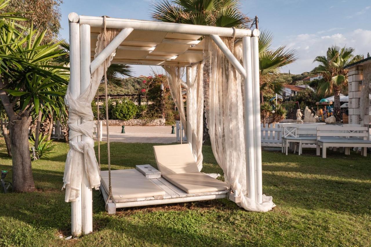 Luxury Villa Hera - Beachfront Rodas Exterior foto
